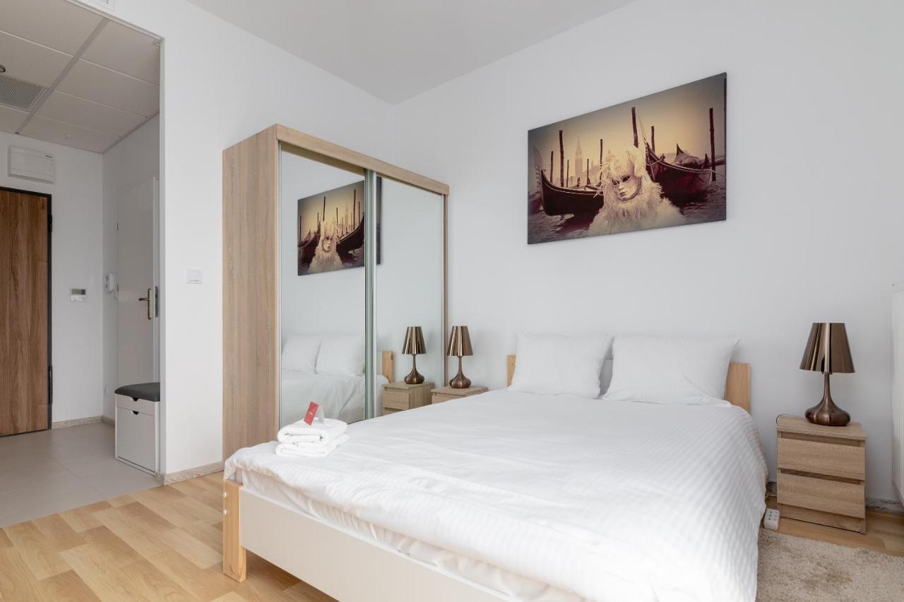 Wola Chic Studios Warsawa Bagian luar foto